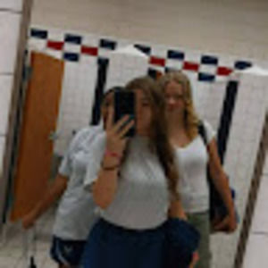 Meet your Posher, Hailey